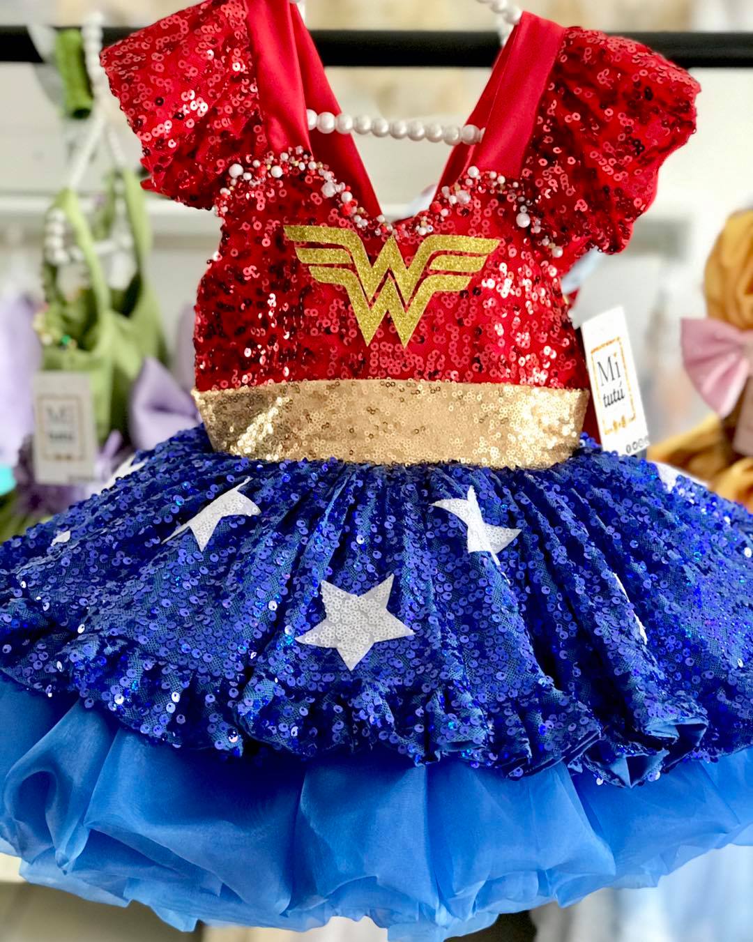 Mujer Maravilla Luxury - Image 3