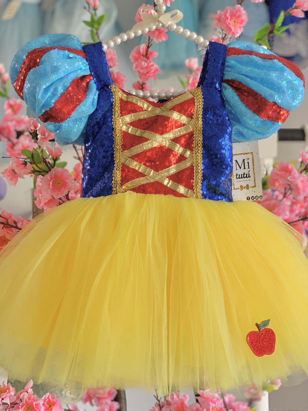 Blanca Nieves Golden