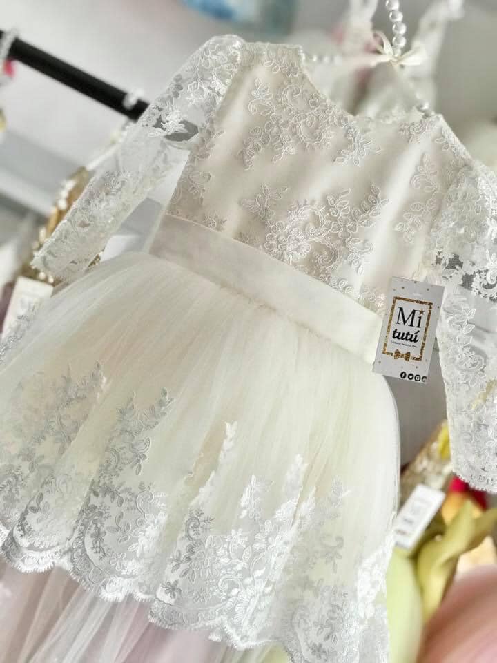 Bautizo encaje con colita - Image 3